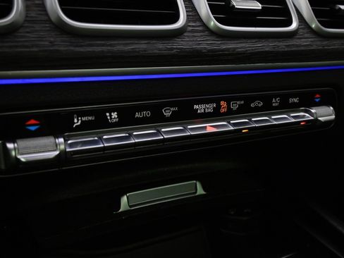 Used 2022 Mercedes-Benz GLS 450 4MATIC image 28