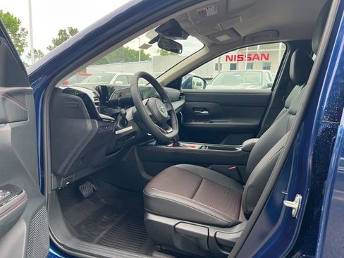 Used 2025 Nissan Kicks SR AWD/4WD image 20