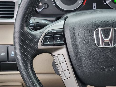 Used 2016 Honda Odyssey EX-L image 27