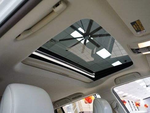 Used 2017 Lexus GX 460 image 9