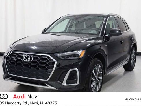 Used 2023 Audi Q5 2.0T Prestige w/ Prestige Package image 1