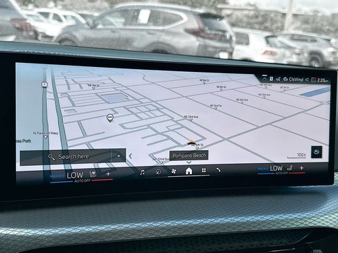 New 2025 BMW 330i Sedan w/ M Sport Package image 13