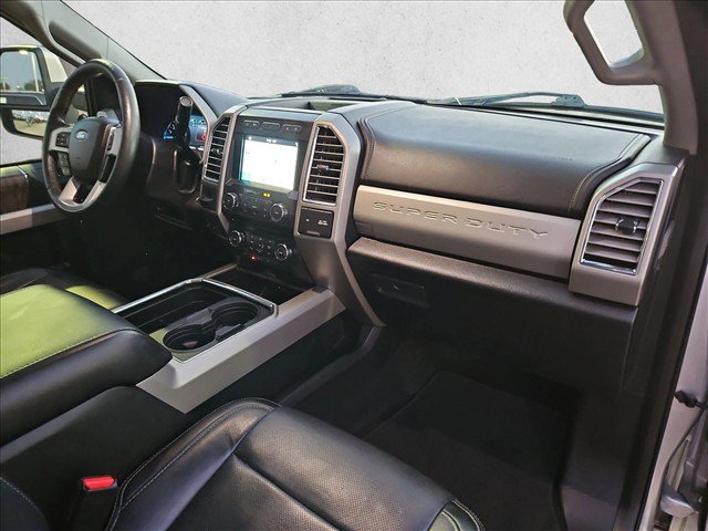 Used 2017 Ford F350 Lariat w/ Lariat Ultimate Package RWD image 24