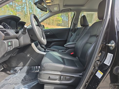 Used 2015 Honda Accord EX-L image 14