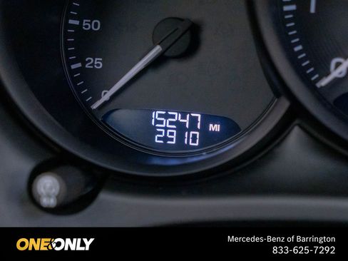 Used 2024 Porsche Macan AWD/4WD image 20