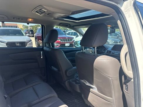 Used 2017 Honda Odyssey EX-L image 32