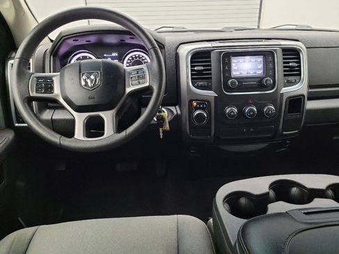 Used 2022 RAM 1500 Classic SLT image 22