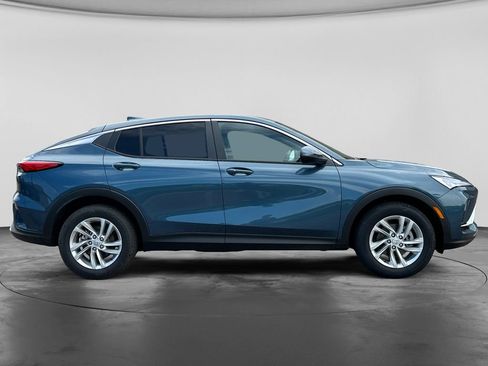New 2026 Buick Envista Preferred w/ Convenience I Package FWD image 9