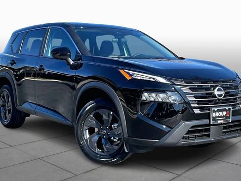 New 2026 Nissan Rogue SV image 2