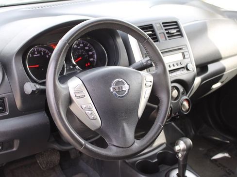 Used 2014 Nissan Versa Note SV image 16
