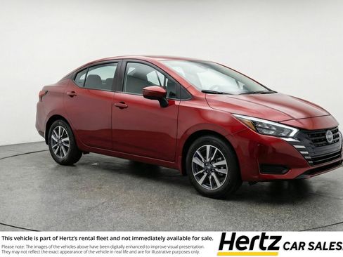 Used 2025 Nissan Versa SV image 1