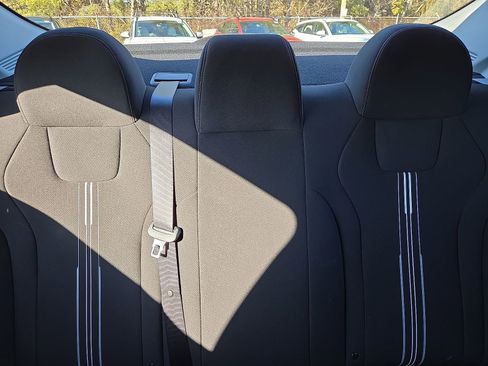 Certified 2023 Hyundai Elantra SEL w/ Convenience Package image 13