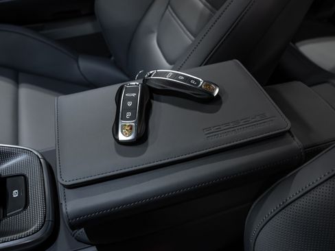 Used 2024 Porsche 911 Turbo S image 71