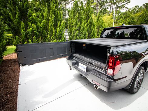 Certified 2023 Honda Ridgeline Sport image 29