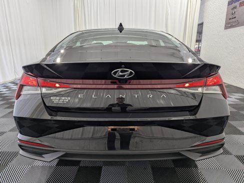Used 2022 Hyundai Elantra SEL w/ Convenience Package image 9