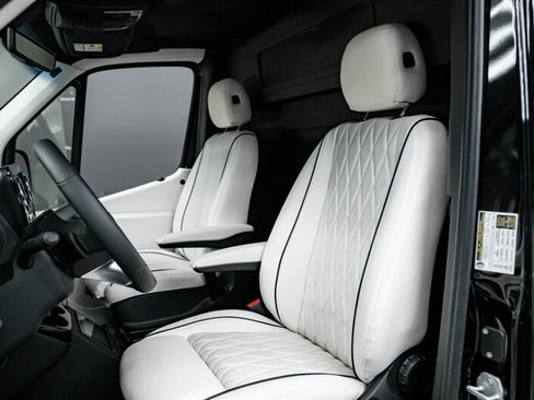 Used 2026 Mercedes-Benz Sprinter 3500 image 17