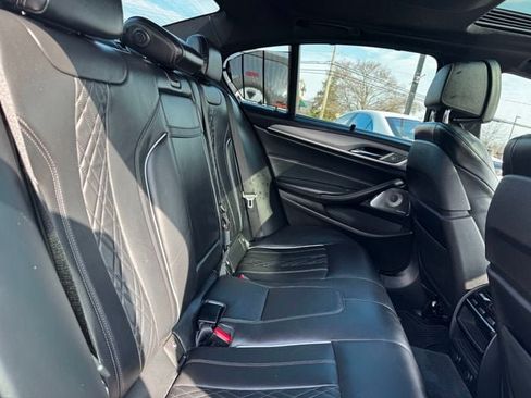 Used 2019 BMW M550i xDrive AWD/4WD image 18