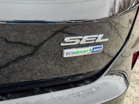 Used 2020 Ford Edge SEL w/ Convenience Package image 15