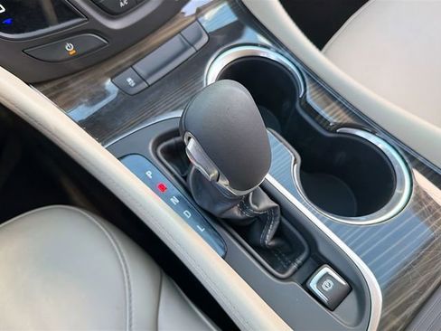 Used 2019 Buick Envision Essence image 28