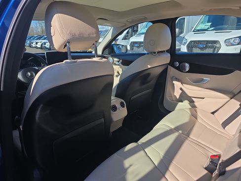 Used 2018 Mercedes-Benz C 300 4MATIC Sedan w/ Multimedia Package image 21