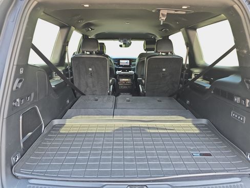 Used 2022 Jeep Wagoneer Series III w/ Flexible Seating Group AWD/4WD image 30