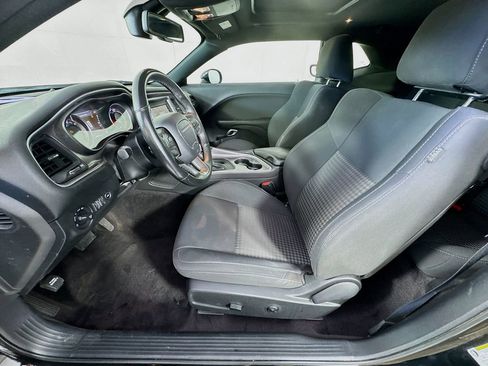 Used 2019 Dodge Challenger R/T w/ Driver Convenience Group image 22