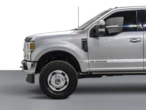 Used 2022 Ford F350 Lariat w/ Lariat Ultimate Package AWD/4WD image 10