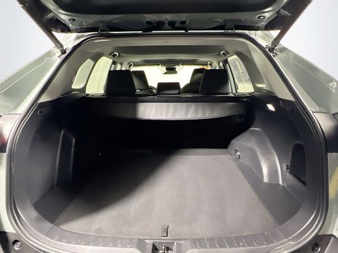Used 2022 Toyota RAV4 XLE image 34