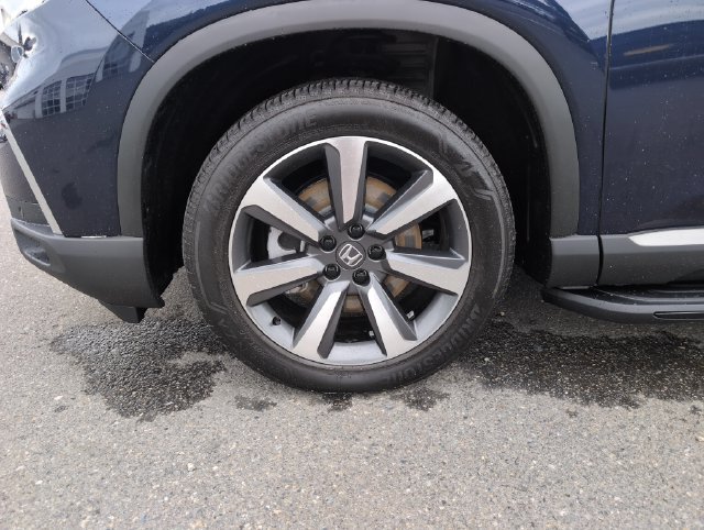 Certified 2025 Honda Pilot Elite image 33
