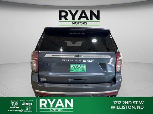 Used 2021 Chevrolet Suburban High Country w/ Max Trailering Package AWD/4WD image 4