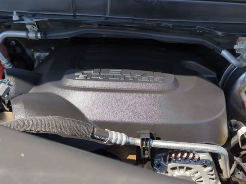 Used 2024 RAM 2500 Big Horn AWD/4WD image 9