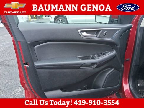 Used 2024 Ford Edge SEL w/ Convenience Package AWD/4WD image 11