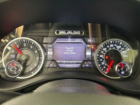 Used 2021 RAM 1500 Big Horn AWD/4WD image 18