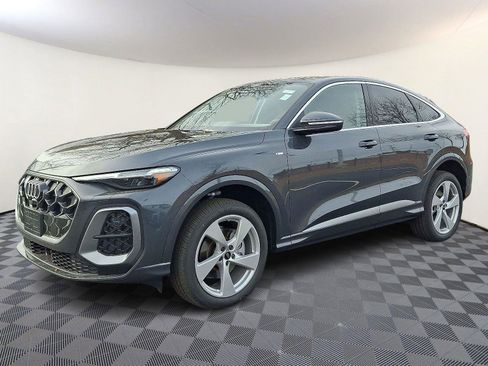 New 2025 Audi Q5 Premium Plus image 3