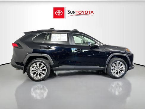 Used 2025 Toyota RAV4 XLE Premium image 2