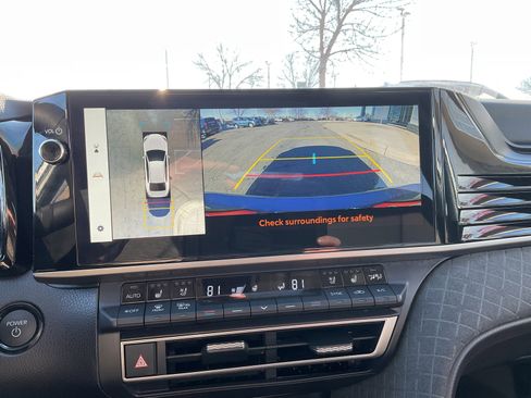 Used 2026 Toyota Camry XLE w/ Premium Plus Package image 26