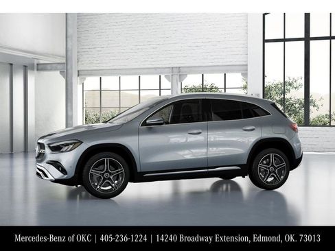 New 2026 Mercedes-Benz GLA 250 4MATIC image 36