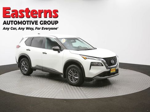 Used 2022 Nissan Rogue S image 48