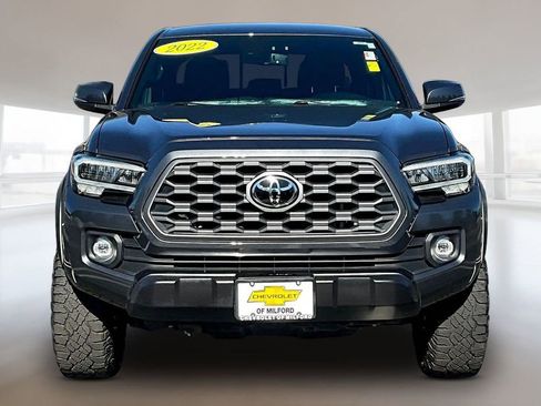 Used 2023 Toyota Tacoma TRD Off-Road image 2