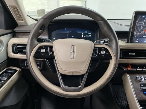 Used 2020 Lincoln Aviator Reserve w/ Equipment Group 202A image 19