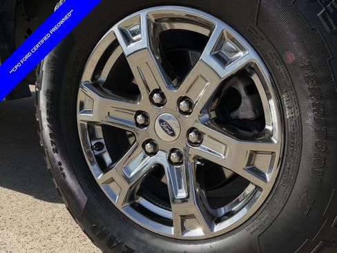 Used 2023 Ford F150 Lariat w/ Trailer Tow Package image 12