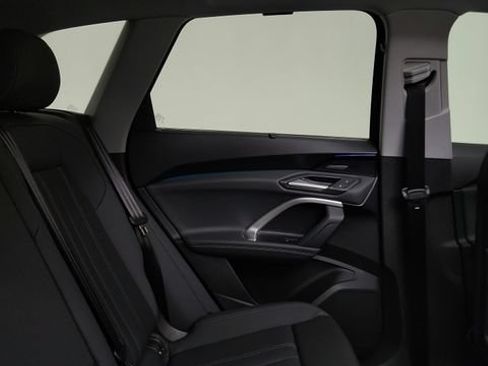 Used 2025 Audi Q5 Premium Plus w/ Premium Plus AWD/4WD image 57