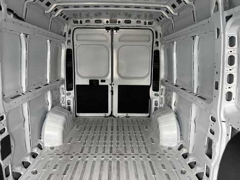 Used 2025 RAM ProMaster 2500 image 17