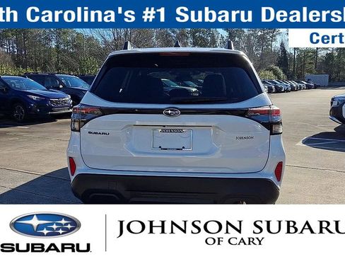 Used 2026 Subaru Forester Premium image 9