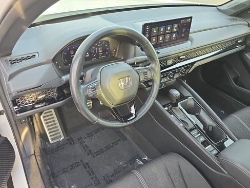 Used 2023 Honda Accord Sport image 16