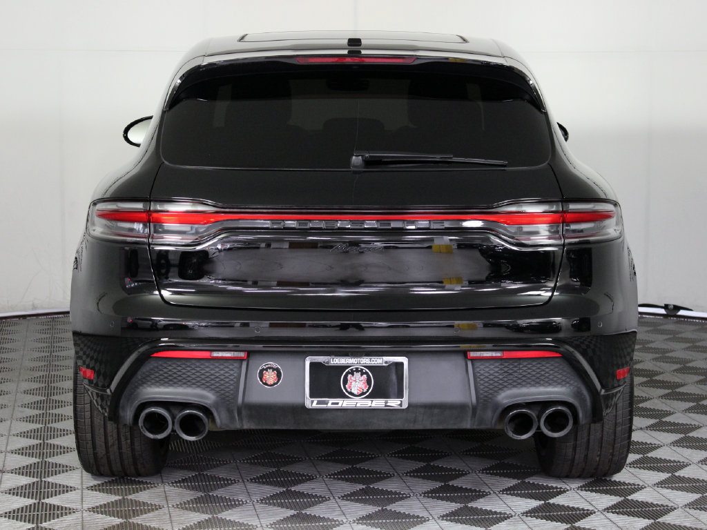Certified 2022 Porsche Macan AWD/4WD image 6