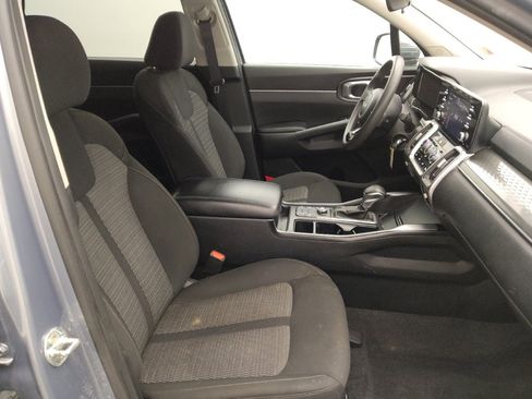 Used 2022 Kia Sorento LX image 21