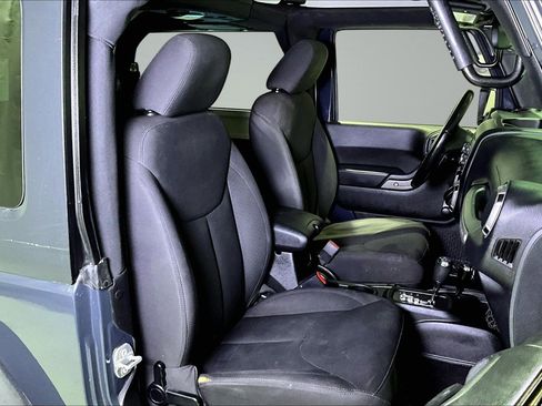 Used 2017 Jeep Wrangler Sport AWD/4WD image 26