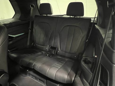 Used 2022 BMW X7 M50i w/ Cold Weather Package AWD/4WD image 35