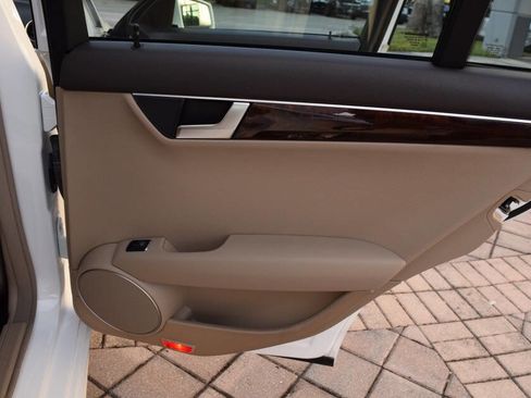 Used 2014 Mercedes-Benz C 300 4MATIC Sedan image 71